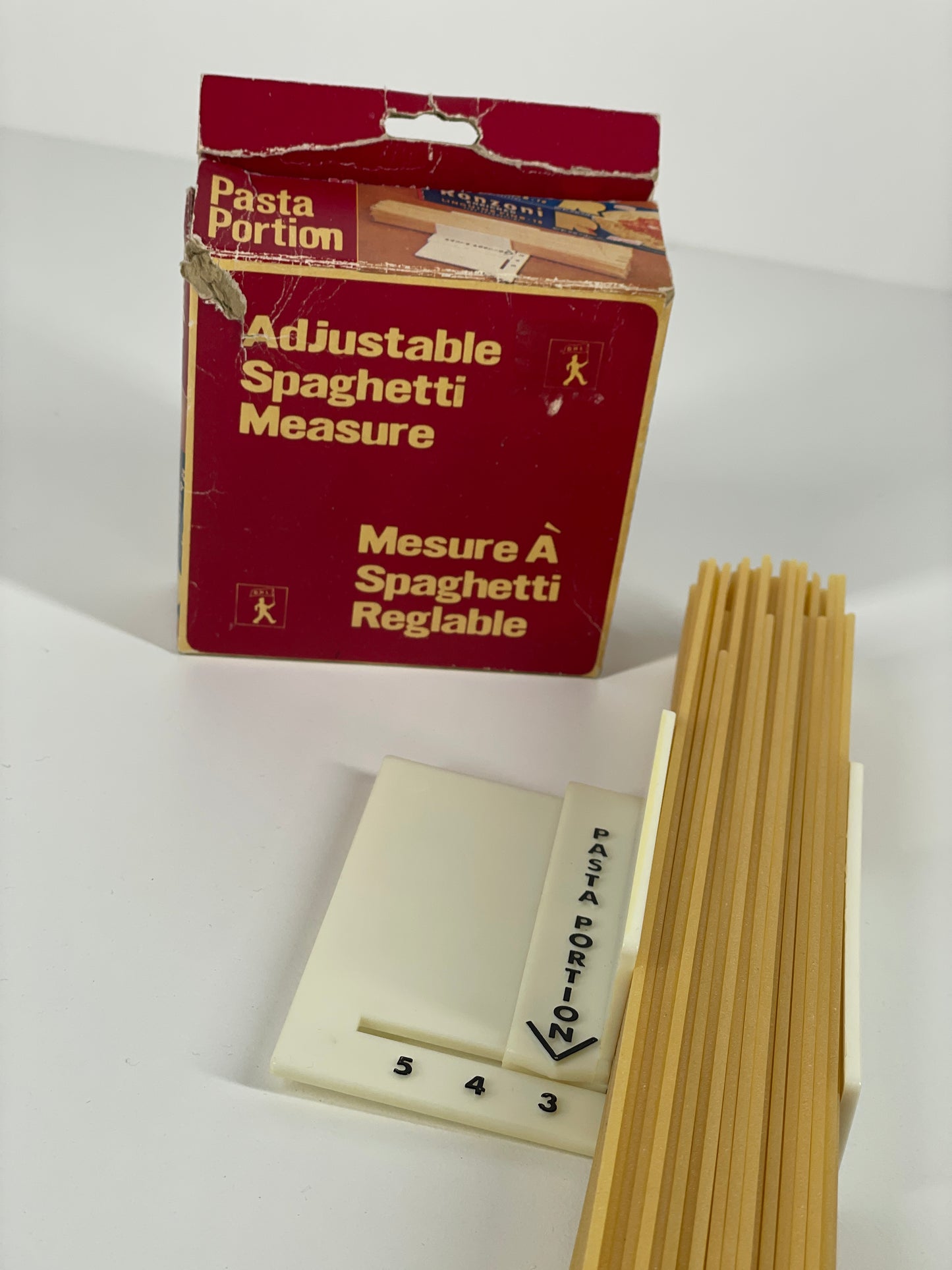 Vintage “Pasta Portion” Adjustable Spaghetti Measure — with Box (Canada, 1970s–80s)