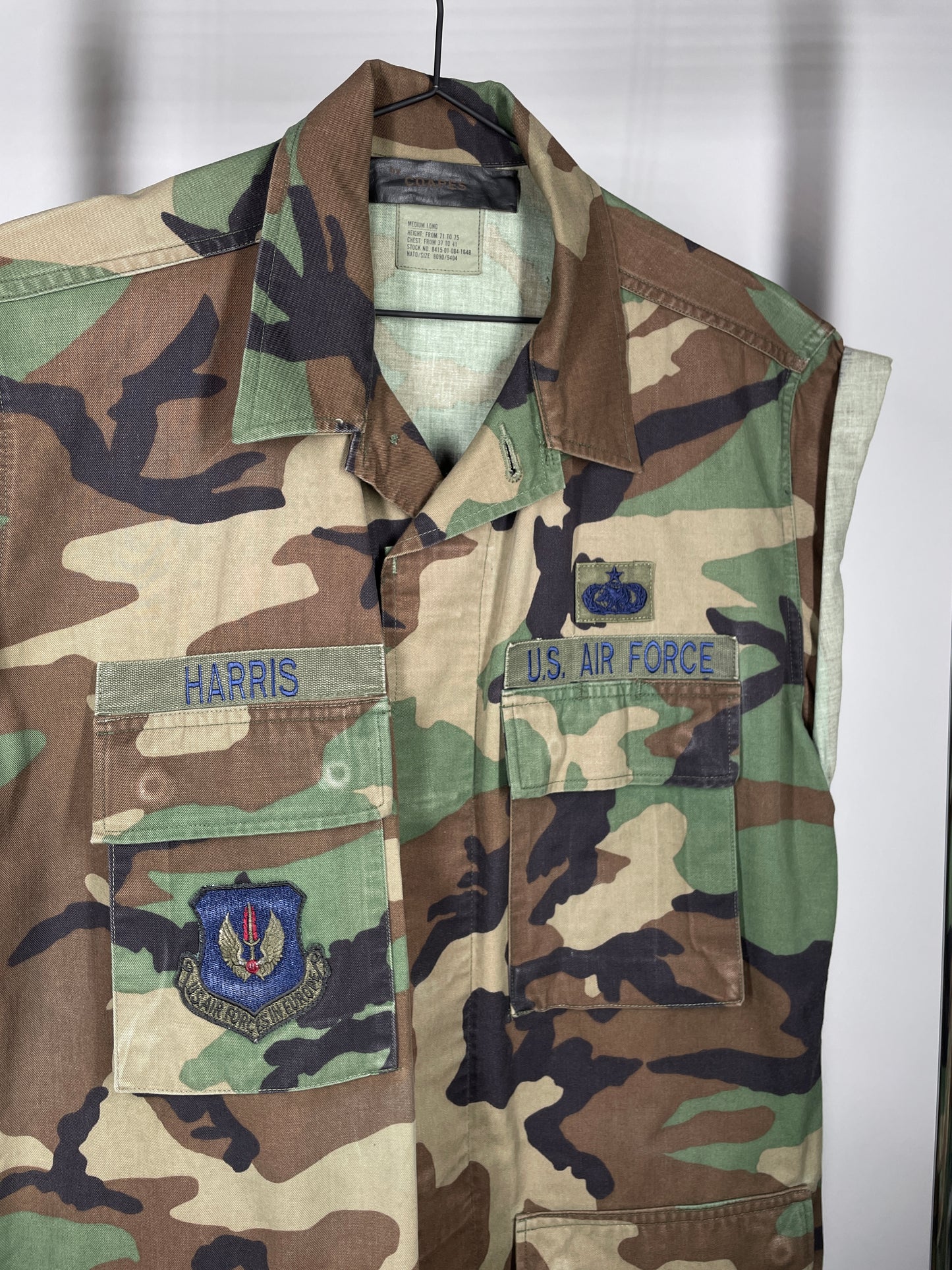 Camo Sleeveless Light button down
