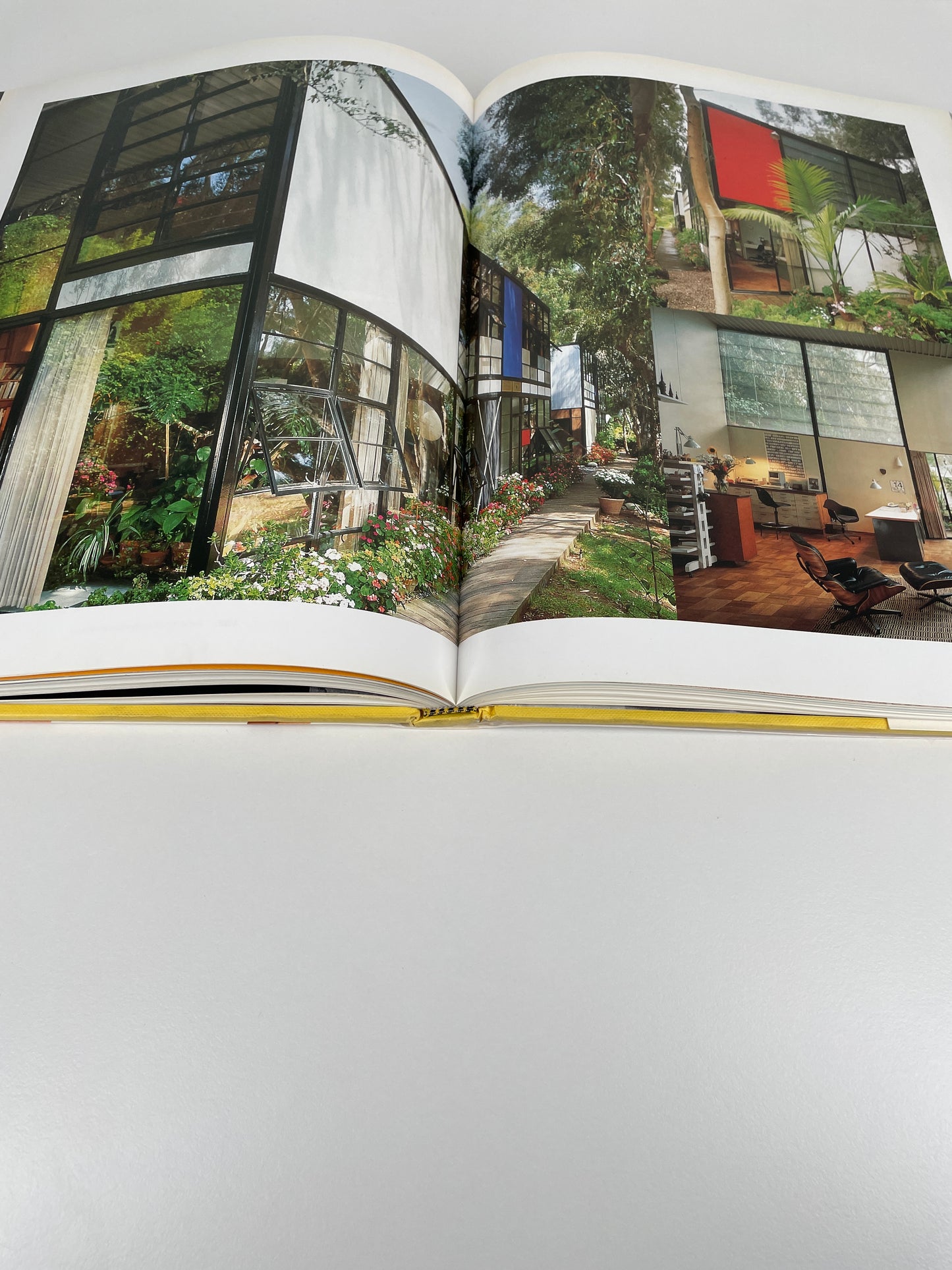 The Work of Charles and Ray Eames: A Legacy of Invention, Abrams, 1997