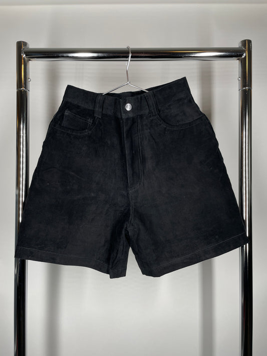 Suede Short Perfection