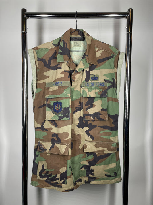 Camo Sleeveless Light button down