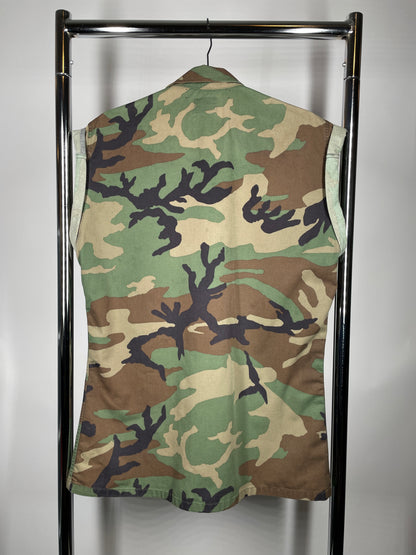 Camo Sleeveless Light button down